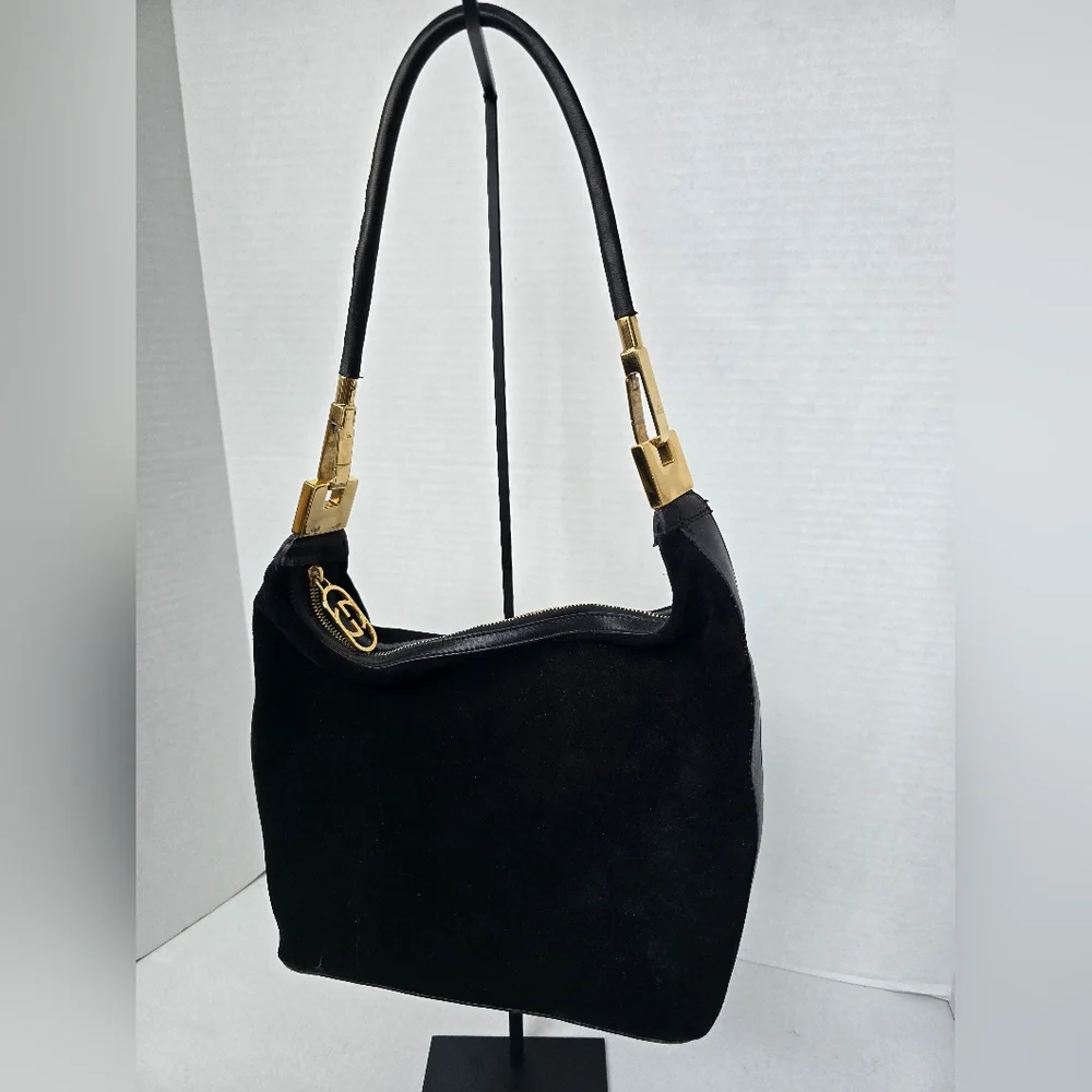 Vintage Authentic Gucci Black Suede Shoulder Purse With Gold Accents And GG - Picture 4 of 17